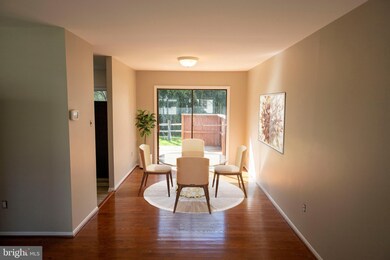 9575 Landbreeze Row, Columbia, MD 21045 - photo 6