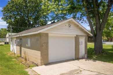 409 Ridley St, Corydon, IN 47112 - photo 2