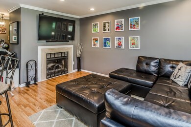 007-photo-living-room-6441343