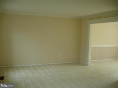 14301 Perrywood Dr, Burtonsville, MD 20866 - photo 6