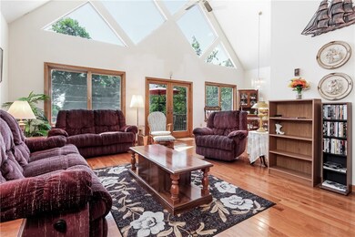 19 Cove Rd, Westerly, RI 02891 - photo 6