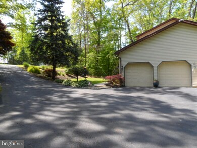 107 Rose Ln, Perkiomenville, PA 18074 - photo 2