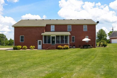 163 Highland Cir, Shelbyville, TN 37160 - photo 2