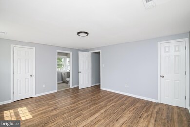 192 Somerset Dr, Willingboro, NJ 08046 - photo 3