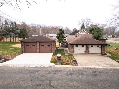 643 S Main St, Georgetown, IL 61846 - photo 7