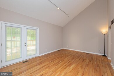5376 Thunder Hill Rd, Columbia, MD 21045 - photo 4