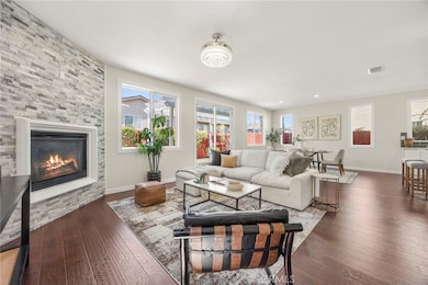 17533 Sagebrush Way, Carson, CA 90746 - photo 4