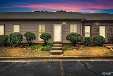 8134 Oldfield Rd SW unit 2A, Huntsville, AL 35802 - photo 6