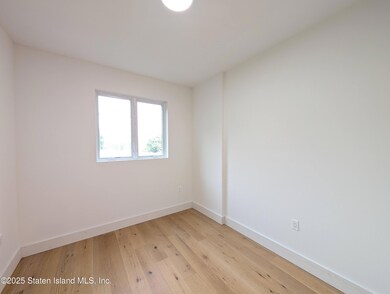 3865 Amboy Rd unit 4g, Staten Island, NY 10308 - photo 6