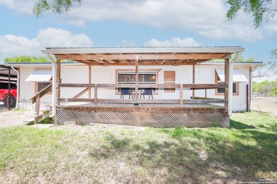 420 County Road 4513, Hondo, TX 78861 - photo 2