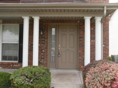 1207 Ridgeway Dr, Lake Saint Louis, MO 63367 - photo 2