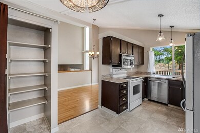 1406 S 275th Place, Des Moines, WA 98198 - photo 5