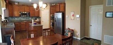 1024 Weston Dr, Monroe Township, NJ 08094 - photo 6