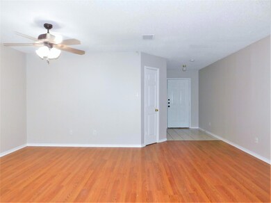 8409 Swan Park Dr, Denton, TX 76210 - photo 4