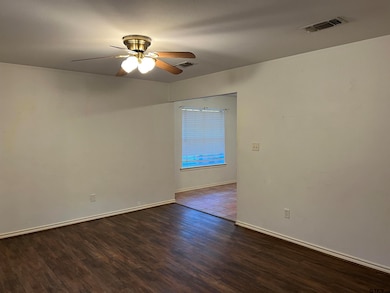 912A Sycamore St, Mineola, TX 75773 - photo 5