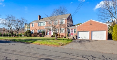 16 Vincent Ave, New Britain, CT 06053 - photo 2