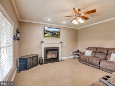 211 Wayfaring Dr, Winchester, VA 22602 - photo 3