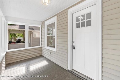 917 W Shiawassee St, Lansing, MI 48915 - photo 4