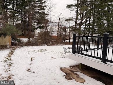 8333 Scotts Level Rd, Pikesville, MD 21208 - photo 4