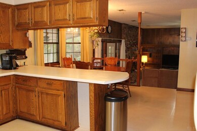 7905 Chellie Rd, Pensacola, FL 32526 - photo 2