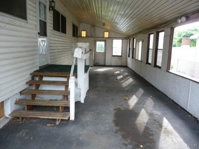 1834 Livingston St, Bethlehem, PA 18017 - photo 2