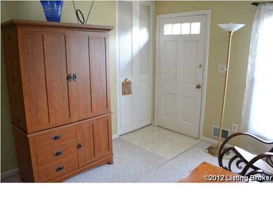 9009 Brandywyne Dr, Louisville, KY 40291 - photo 2