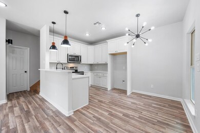 400 Royal St, Cleburne, TX 76031 - photo 4