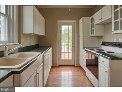 214 W Tammany St, Orwigsburg, PA 17961 - photo 3