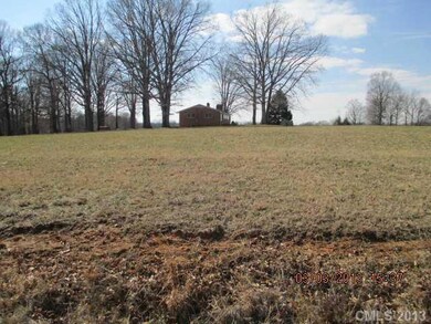 17 Skyland Dr, Statesville, NC 28625 - photo 2