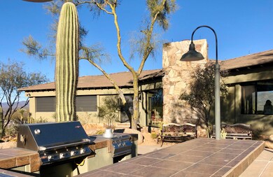 199 W Saguaro