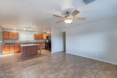 901 E Orchid Ln, Phoenix, AZ 85020 - photo 7