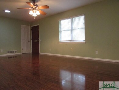 23 W 51st St, Savannah, GA 31405 - photo 2