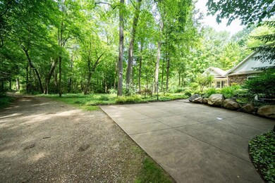 2464 Lake St (28 of 29)