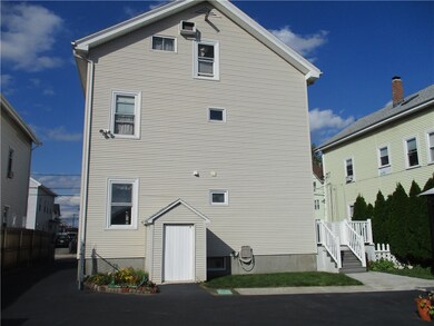 19 Gooding St, Pawtucket, RI 02860 - photo 4