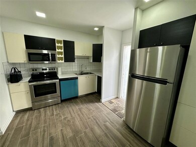 2227 Freedom St, Hollywood, FL 33020 - photo 7