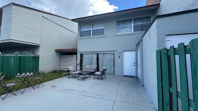 15430 SW 81st Cir Ln unit 85, Miami, FL 33193 - photo 2