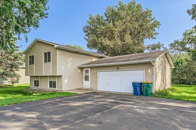 1704 Center St, Hugo, MN 55038 - photo 2