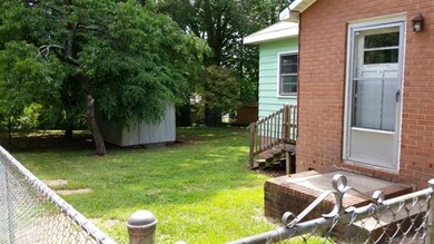 417 Brevard St, Statesville, NC 28677 - photo 3