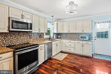 7264 Pommel Dr, Sykesville, MD 21784 - photo 4