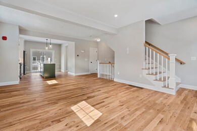 12 Juniper Ln, Portsmouth, NH 03801 - photo 4