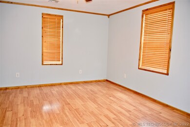 1307 W Cummings St, Henryetta, OK 74437 - photo 7