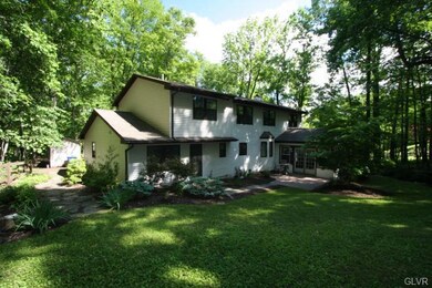 6464 Indian Creek Rd, Zionsville, PA 18092 - photo 3