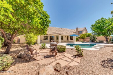 4525 E Duane Ln-47