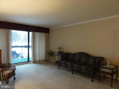 Treebrooke unit 211, Oakton, VA 22124 - photo 5