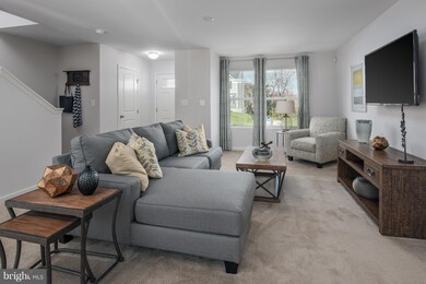 81 Salida Trail, Martinsburg, WV 25403 - photo 3