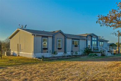 2009 Tepar Ln, Cleburne, TX 76031 - photo 2