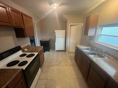 646 Sheldon Ave, Columbus, OH 43207 - photo 4