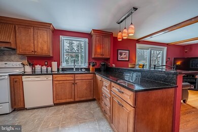 10367 Launcelot Ln, Columbia, MD 21044 - photo 3