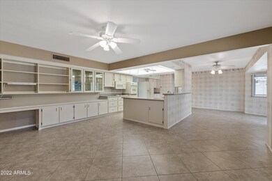 9522 W Lindgren Ave, Sun City, AZ 85373 - photo 7