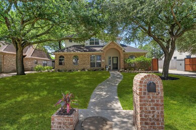 Welcome home to 22335 Prince George Street! This s